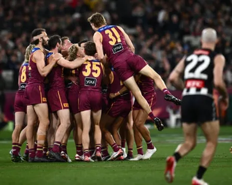 The Lions Demolish Collingwood to Earn Championship Clash Against The Cats